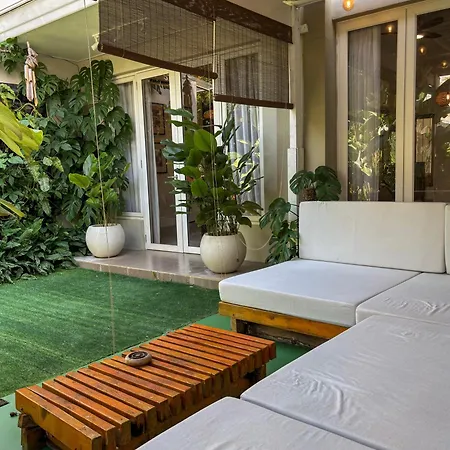 Cozy Botanical Garden House Villa Batam Exterior photo