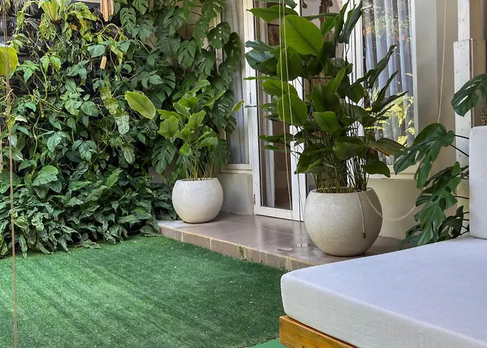 Cozy Botanical Garden House
