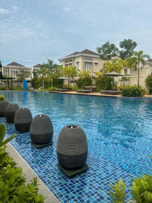 Cozy Botanical Garden House * Batam